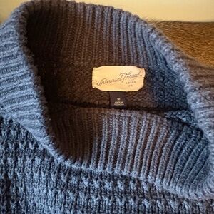 Universal Thread Cropped Sweater in Blue